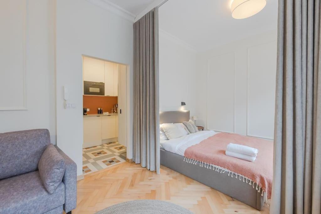 Modern Apartment In City Centre Гданьск Экстерьер фото